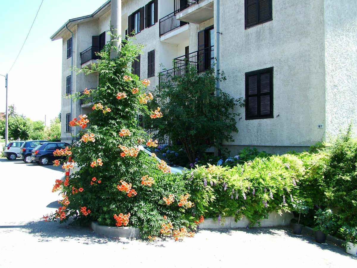 Casa Pier E Anna Appartement Murazzano  Buitenkant foto